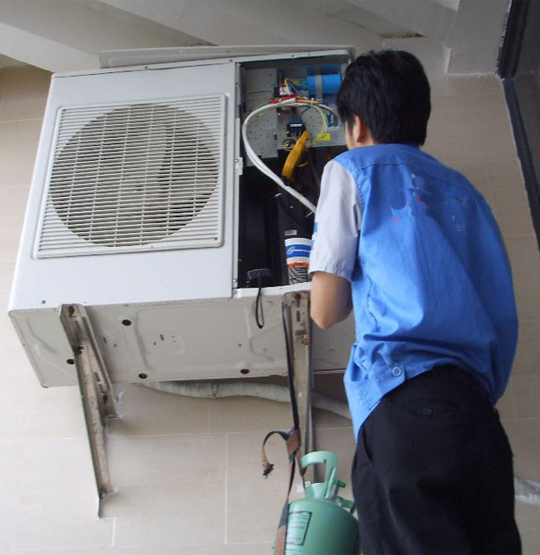 华龙空调开机无反应维修